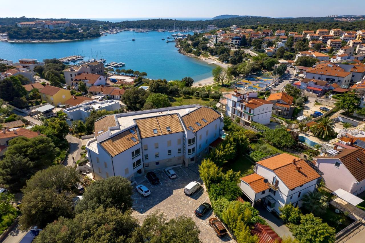 Apartment Hana Pjescana Uvala Exterior foto